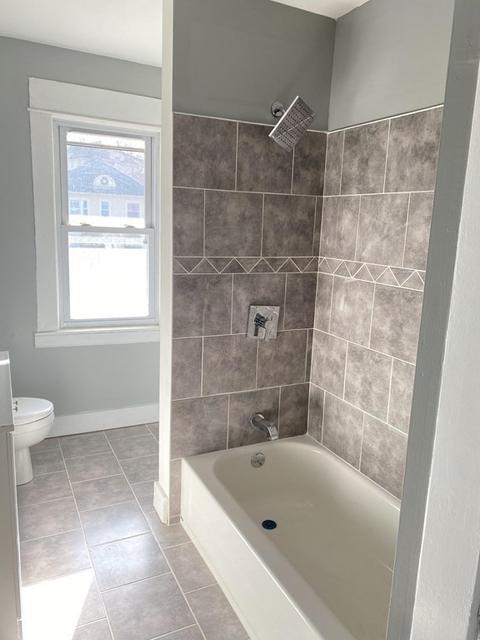 80 Leyfred Ter, Springfield, MA 01108 photo 6
