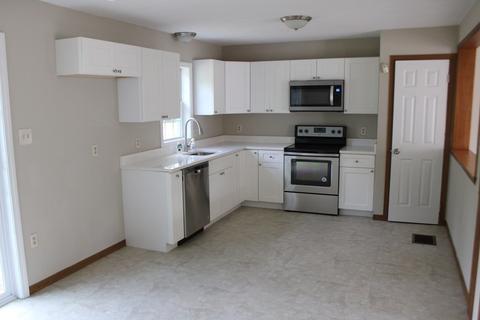 154 Memory Ln, Orange, MA 01364 photo 6
