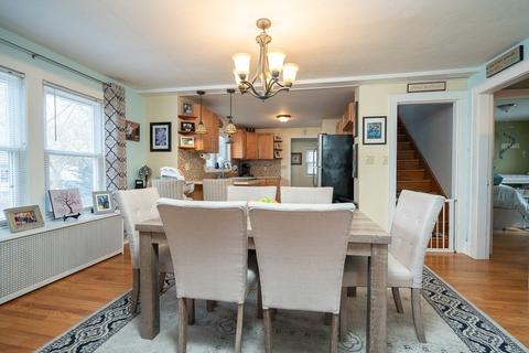 67 Ellsworth Ave, Springfield, MA 01118 photo 8