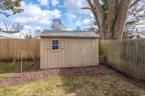 67 Ellsworth Ave, Springfield, MA 01118 photo 33