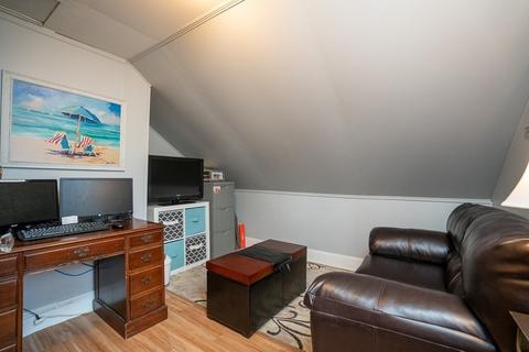 67 Ellsworth Ave, Springfield, MA 01118 photo 19