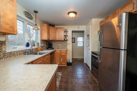 67 Ellsworth Ave, Springfield, MA 01118 photo 15