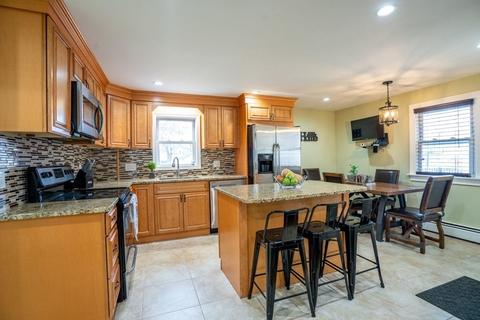 7 Vandergrift St, Lawrence, MA 01843 photo 10