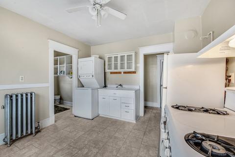 575 Armory St, Springfield, MA 01104 photo 21