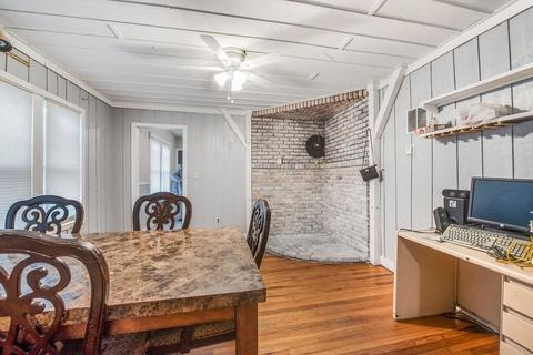 575 Armory St, Springfield, MA 01104 photo 9