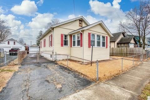 177 Jasper St, Springfield, MA 01109 photo 2
