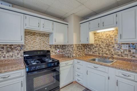 177 Jasper St, Springfield, MA 01109 photo 9