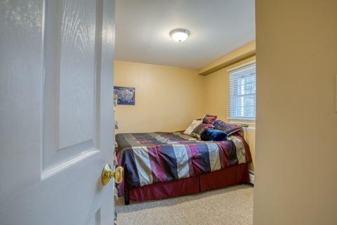 34 Torrey St, Easthampton, MA 01027 photo 20