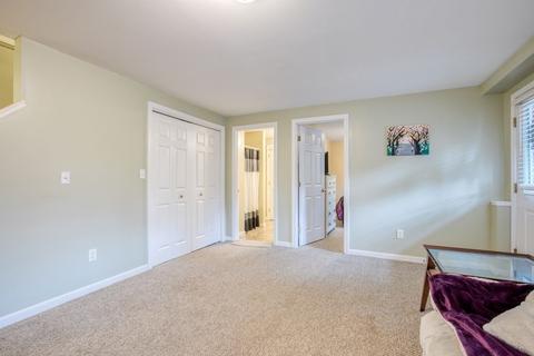 34 Torrey St, Easthampton, MA 01027 photo 23