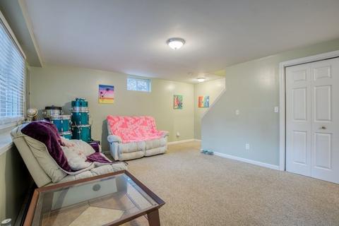 34 Torrey St, Easthampton, MA 01027 photo 24