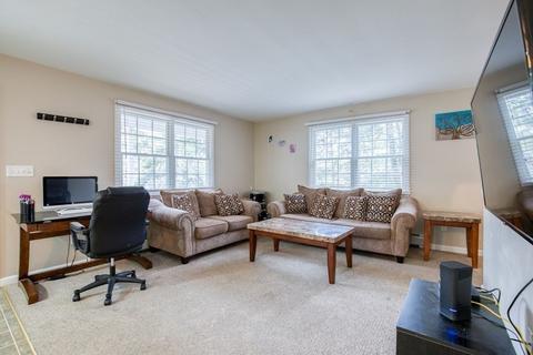 34 Torrey St, Easthampton, MA 01027 photo 10