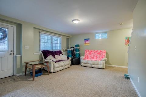 34 Torrey St, Easthampton, MA 01027 photo 25