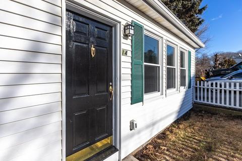 14 Brightside Ave, Gloucester, MA 01930 photo 4
