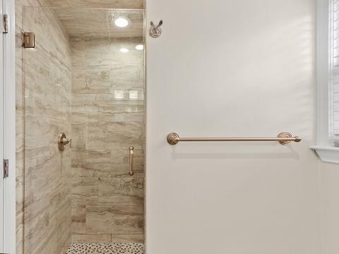 97 E High St, Avon, MA 02322 photo 15