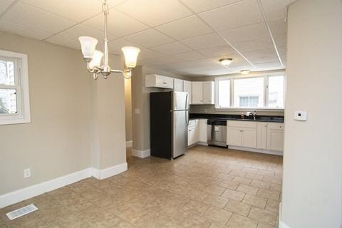 5 Perry Pl, Everett, MA 02149 photo 8