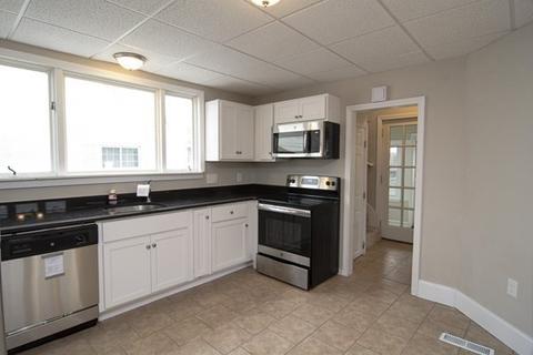 5 Perry Pl, Everett, MA 02149 photo 6
