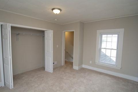 5 Perry Pl, Everett, MA 02149 photo 12