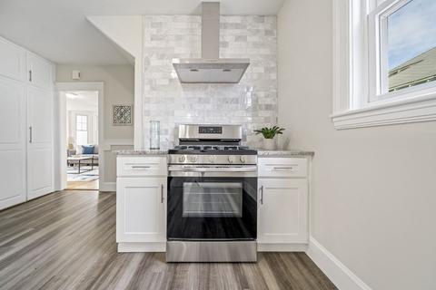 83 Bay State Rd, Worcester, MA 01606 photo 8