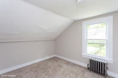 86 Pendlton Ave, Springfield, MA 01109 photo 12