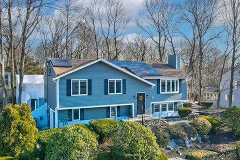 10 Clearview Rd, Stoneham, MA 02180 photo 2