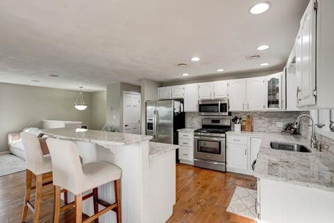 10 Clearview Rd, Stoneham, MA 02180 photo 4