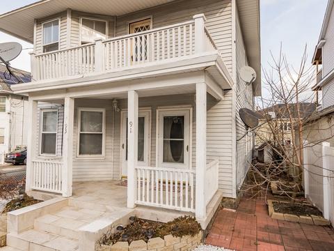 91 Ames St, Lawrence, MA 01841 photo 3