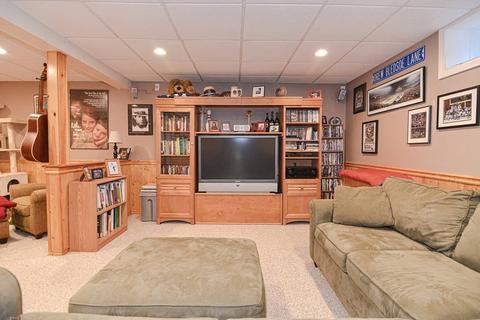 4 Pine St, Upton, MA 01568 photo 31