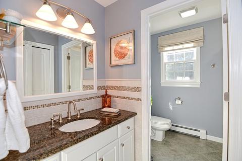 4 Pine St, Upton, MA 01568 photo 23