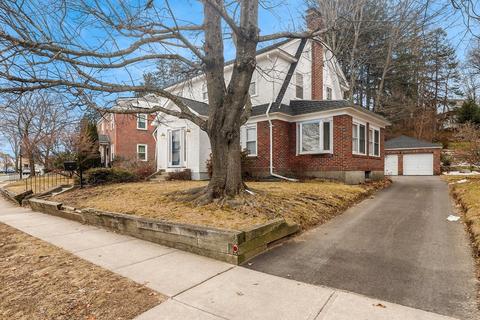 61 Coolidge Rd, Worcester, MA 01602 photo 3