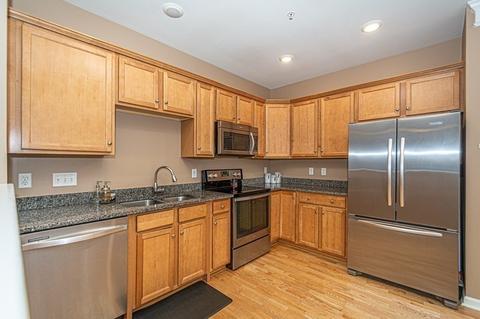 75 Augustus Ct #1008, Reading, MA 01867 photo 5