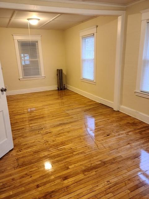 29 Colonial Ave, Springfield, MA 01109 photo 4