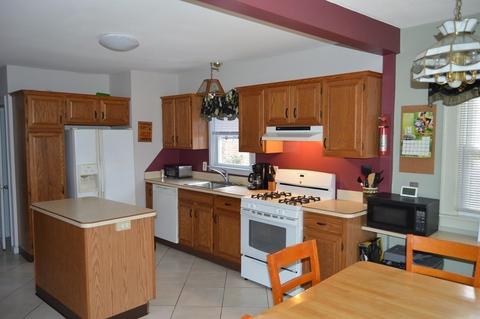 18 Dell Pl, Springfield, MA 01118 photo 12