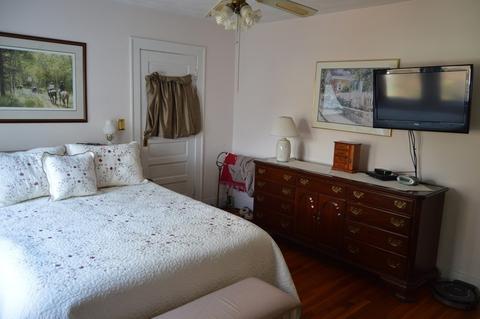 18 Dell Pl, Springfield, MA 01118 photo 16