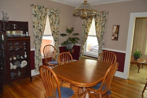 18 Dell Pl, Springfield, MA 01118 photo 8
