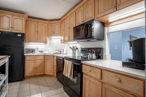 159 Main St #5A, Stoneham, MA 02180 photo 3