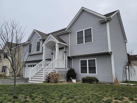 145 Whitefield St, Fall River, MA 02721 photo 1