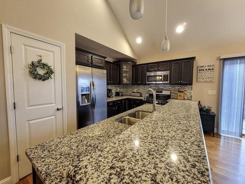 145 Whitefield St, Fall River, MA 02721 photo 10