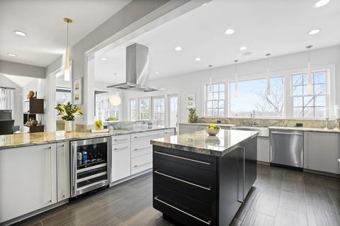 237 Rockland St, Hingham, MA 02043 photo 1