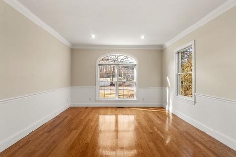 196 Cedar St, Wellesley, MA 02481 photo 7