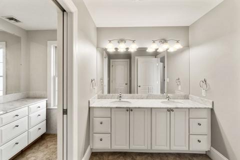 196 Cedar St, Wellesley, MA 02481 photo 23