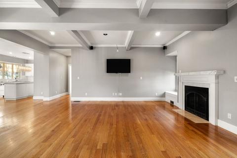 196 Cedar St, Wellesley, MA 02481 photo 13