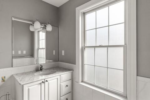 196 Cedar St, Wellesley, MA 02481 photo 25