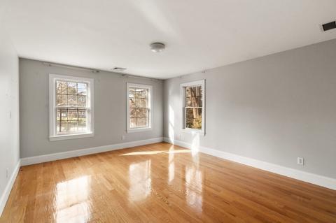 196 Cedar St, Wellesley, MA 02481 photo 24