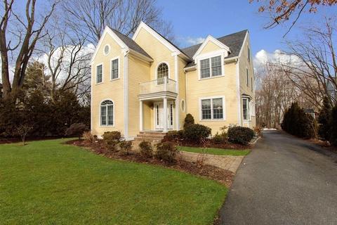 196 Cedar St, Wellesley, MA 02481 photo 1