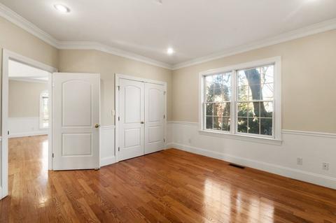196 Cedar St, Wellesley, MA 02481 photo 8