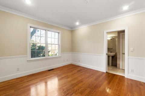 196 Cedar St, Wellesley, MA 02481 photo 9