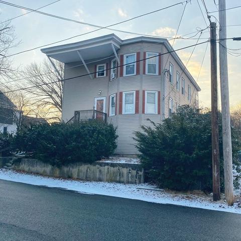 38 Brook St, Webster, MA 01570 photo 1