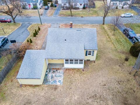 125 Pilgrim Rd, Springfield, MA 01118 photo 20