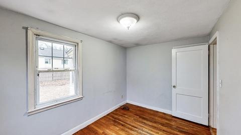 125 Pilgrim Rd, Springfield, MA 01118 photo 11