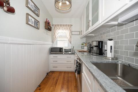 161 Warner Ave, Worcester, MA 01604 photo 10